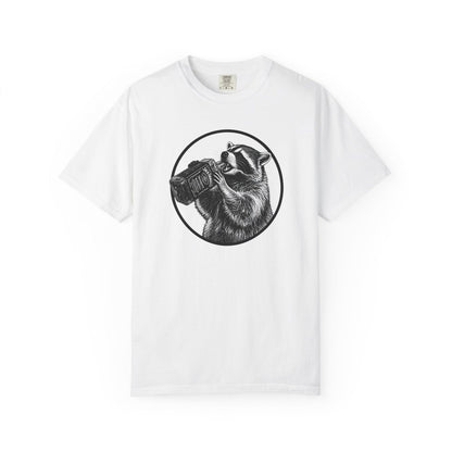 Men's white raccoon-and-whiskey graphic T-shirt, crew neck